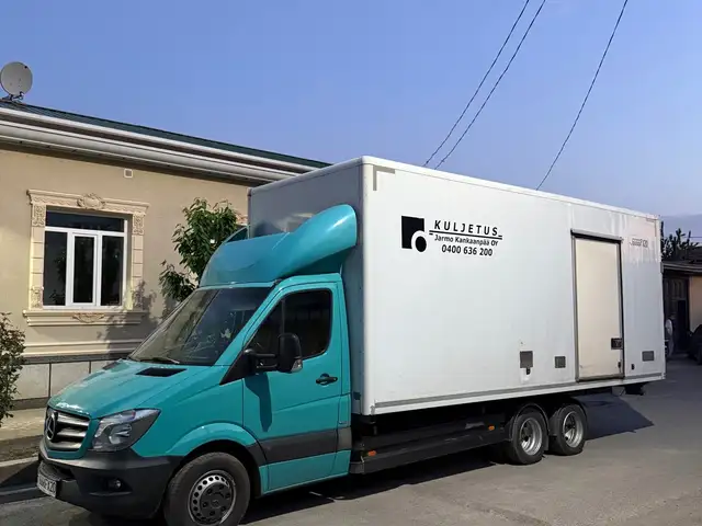 Бортовой грузовик Mercedes benz Sprinter, 2016, Худжанд