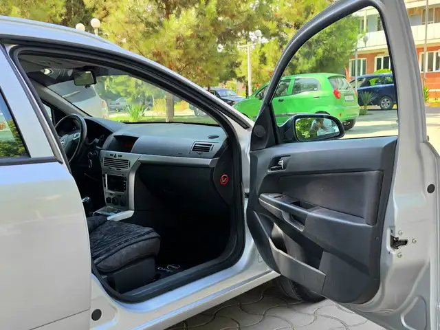 Opel Astra H, 2009, Турсунзода - 10