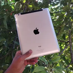 Планшет Apple, Турсунзаде
