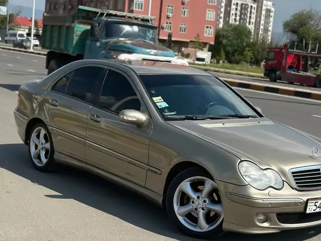 Mercedes-Benz C class
