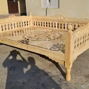 Тапчан, Душанбе