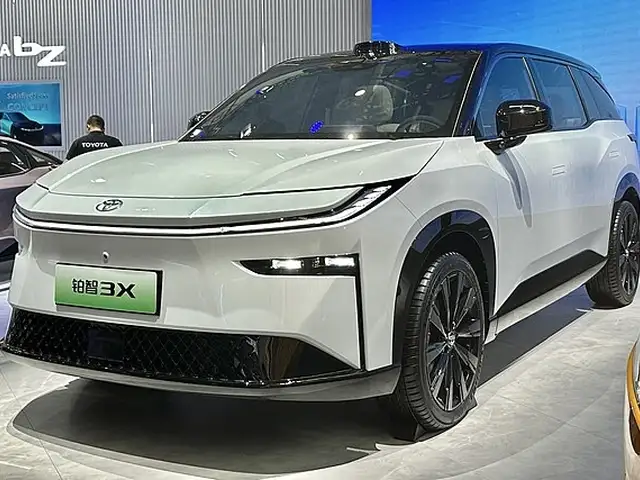 Toyota BZ3