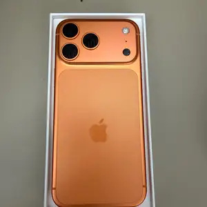 Apple iPhone 17 Pro Max, 256 gb, Cosmic Orange, Худжанд