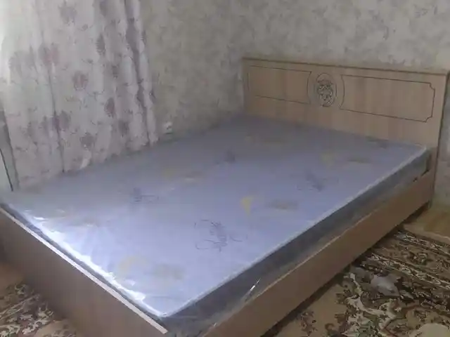 Двуспальная кровать, Душанбе