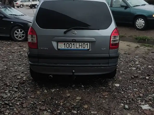 Opel Zafira