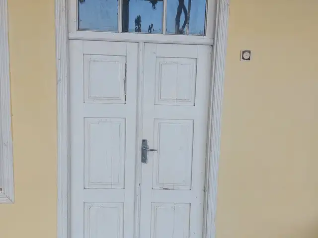 Дверь, Конибодом