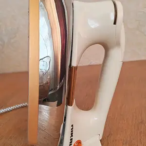Утюг, Душанбе