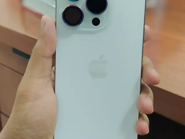 Apple iPhone 15 Pro, 512 gb, White Titanium, Душанбе