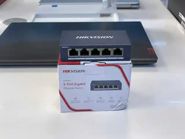Switch Hikvision Gigabyte DS-3E0505-E 5 порт, Худжанд