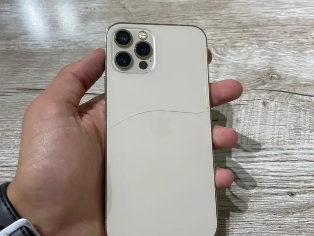 Apple iPhone 12 pro, 128 gb, Gold, Душанбе