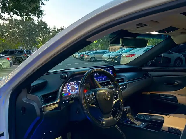 Lexus ES series, 2019, Душанбе - 12