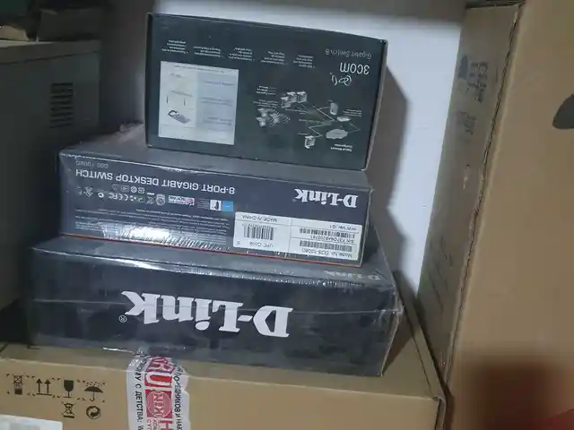 Свичь 24-port 10-100Mbt desktop switch, Душанбе