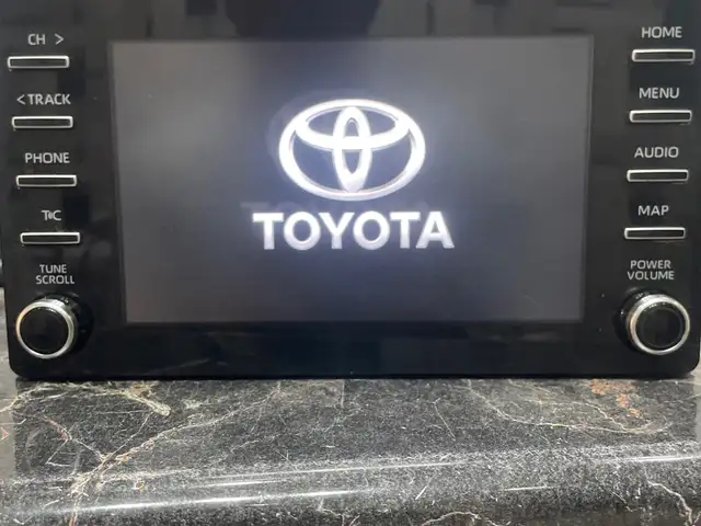Автомагнитола Toyota, Худжанд