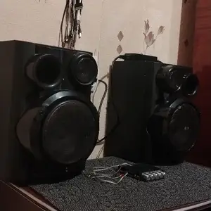 Колонки JVC, Исфара