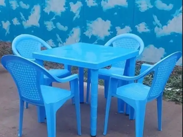 Стол и стулья, Душанбе