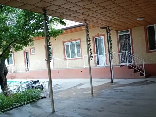 1 этажн. 5-комн. дом, 4 соток, чойхонаи савр. дуредгарон, Худжанд