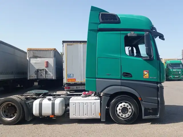 Седельный тягач Mercedes-benz Actros 1845, 2015, Хуҷанд - 9