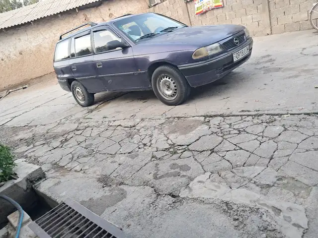 Opel Astra F