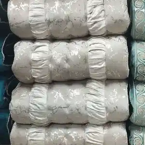 Курпача бо болишт, Душанбе