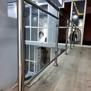 Стеклянные перила, Душанбе