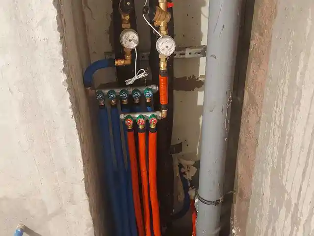 Устои сантехник, Душанбе