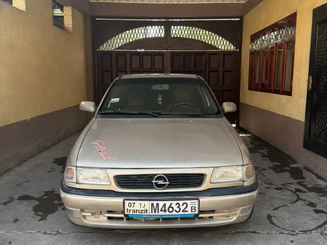 Opel Astra F