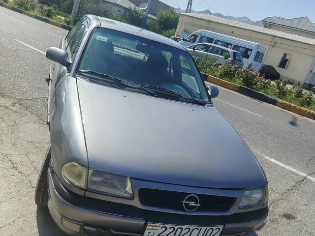 Opel Astra F