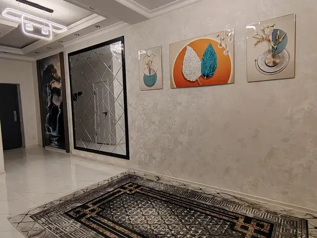 4-комн. квартира, 4 этаж, 70 м², 1 мкр, Турсунзода