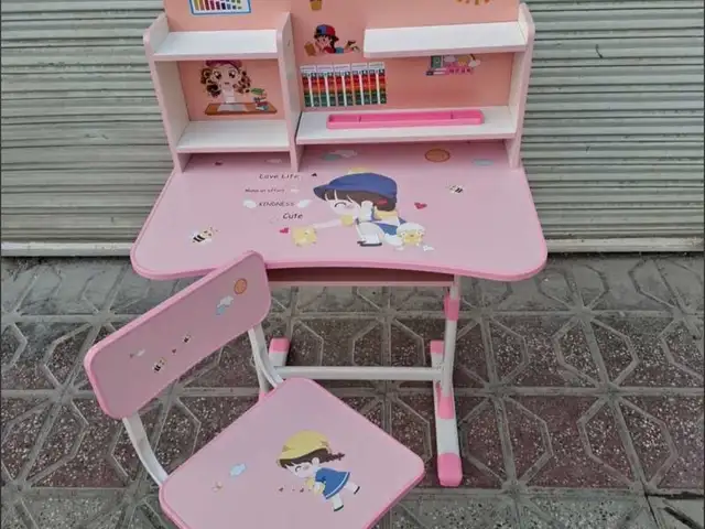 Детская парта и стул, Душанбе