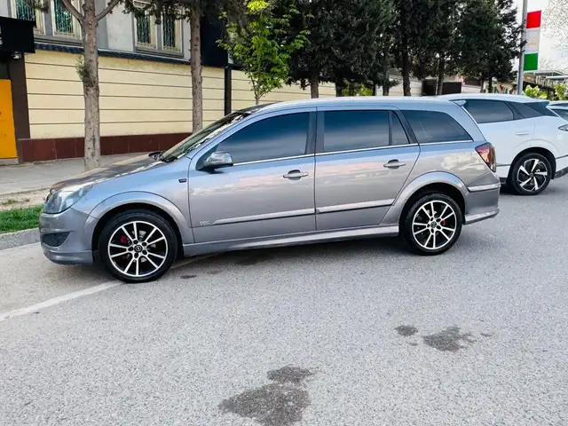 Opel Astra H