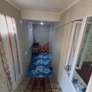 2-комн. квартира, Цокольный этаж, 53 м², 2мкр, Турсунзаде