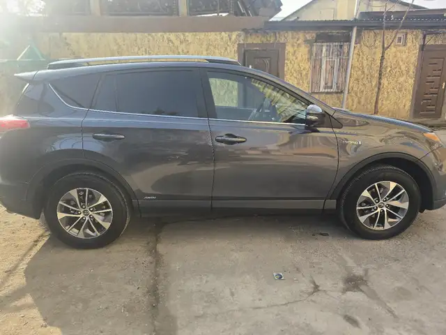 Toyota RAV 4