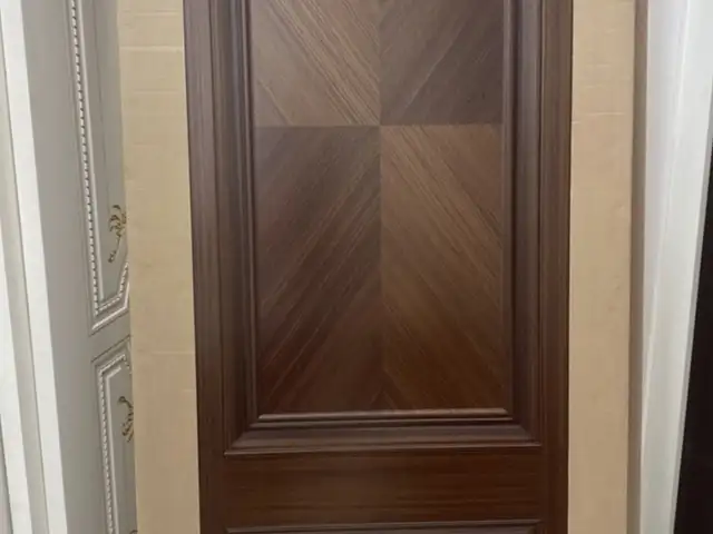 Дверь, Душанбе