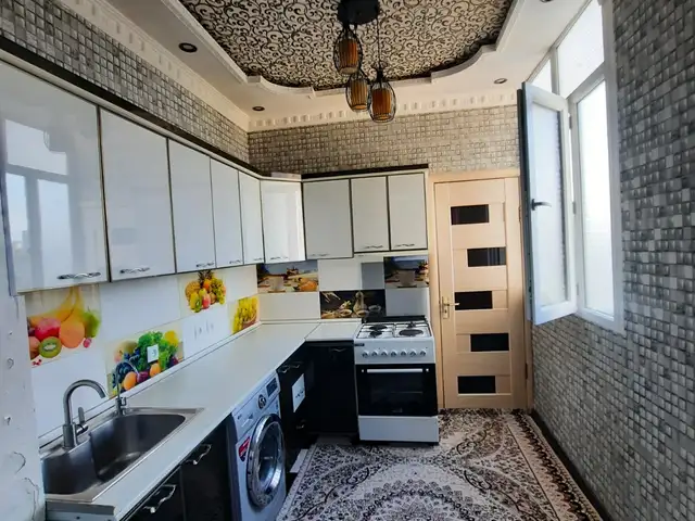 3-комн. квартира, 5 этаж, 87 м², 65 мкр, Дом Лола, Душанбе