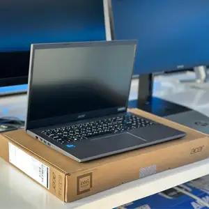 Ноутбук Acer core i 3 8/512Gb, Хуҷанд
