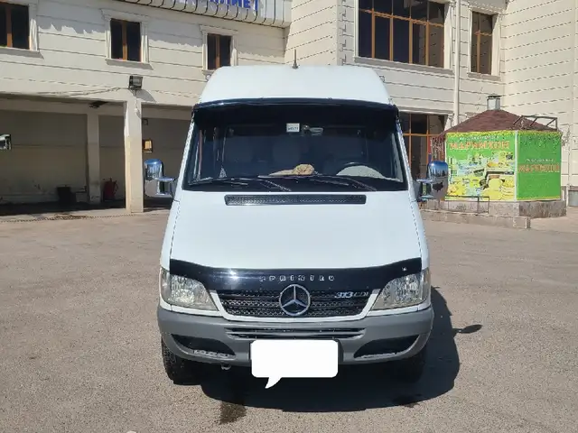 Микроавтобус Mercedes-Benz Sprinter, 2006, Худжанд