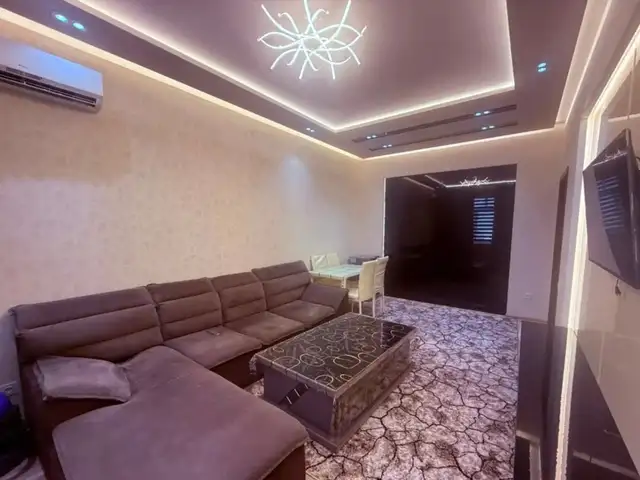 2-комн. квартира, 5 этаж, 48м², 13 мкр, Хуҷанд