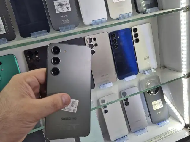 Samsung Galaxy S23, Бохтар (Курган-Тюбе)