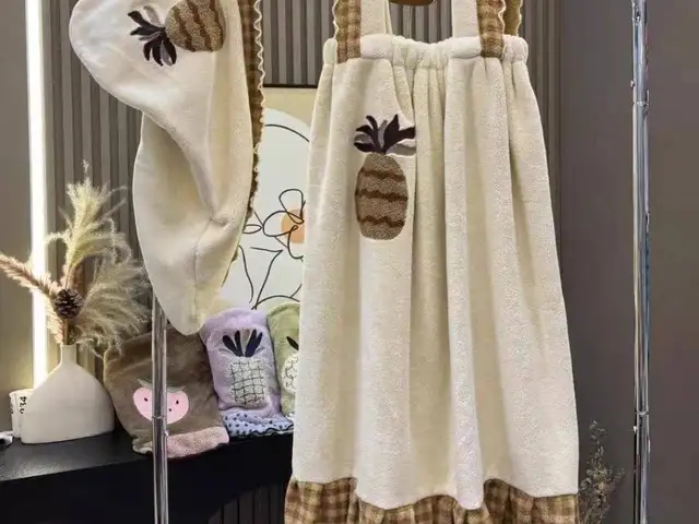 Банный халат с шапочкой, Худжанд