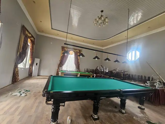 Бильярдный стол, Душанбе