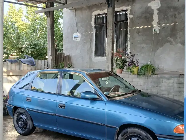 Opel Astra F