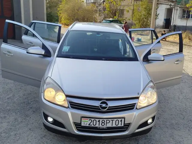 Opel Astra H