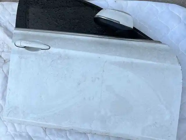 Дверь от BMW 320, Худжанд