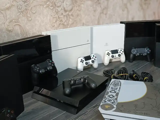 Игровая приставка Sony playstation 4 Fat 8.10, Душанбе