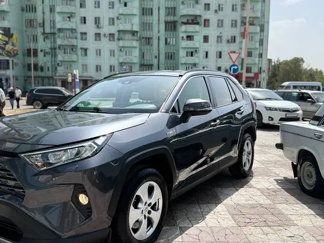 Toyota RAV 4