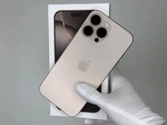 Apple iPhone 16 Pro Max, 256 gb, Desert Titanium, Худжанд