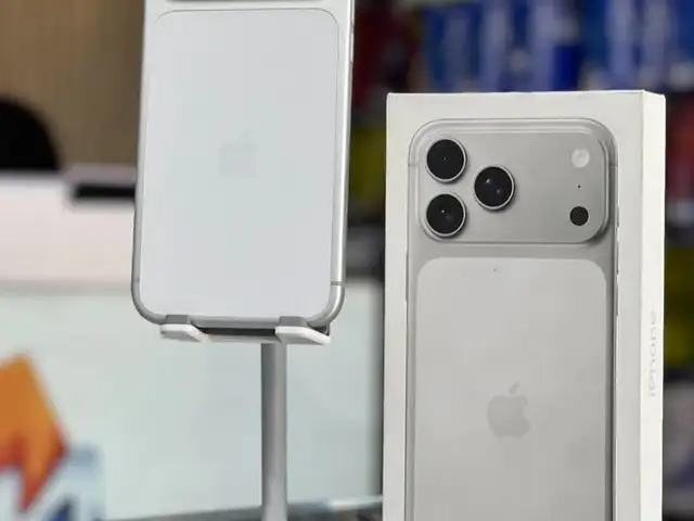 Apple iPhone 17 Pro Max, 512 gb, Silver дубликат, Душанбе