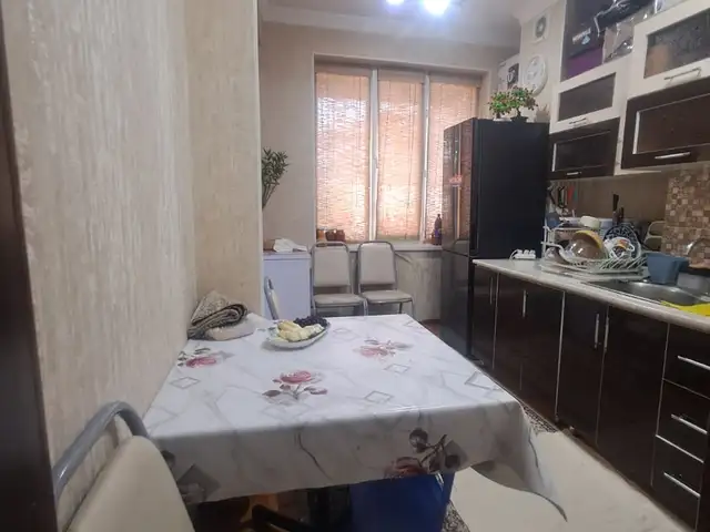 3-комн. квартира, 2 этаж, 80 м², 19 мкр, Хуҷанд