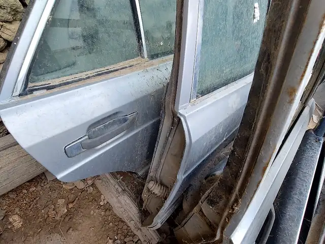Дверь боковая на Mercedes-benz W126, Худжанд