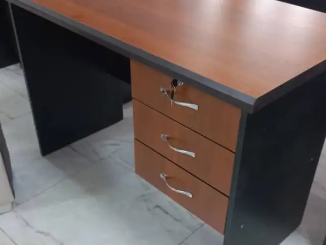 Стол для офиса, Душанбе